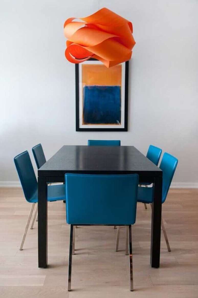 5. Invista em móveis na cor azul petróleo para decorar o seu ambiente – Foto: Ideias Decor