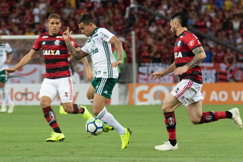 Dudu, do Palmeiras, durante partida contra o Flamengo, válida pela trigésima primeira rodada do Campeonato Brasileiro 2018