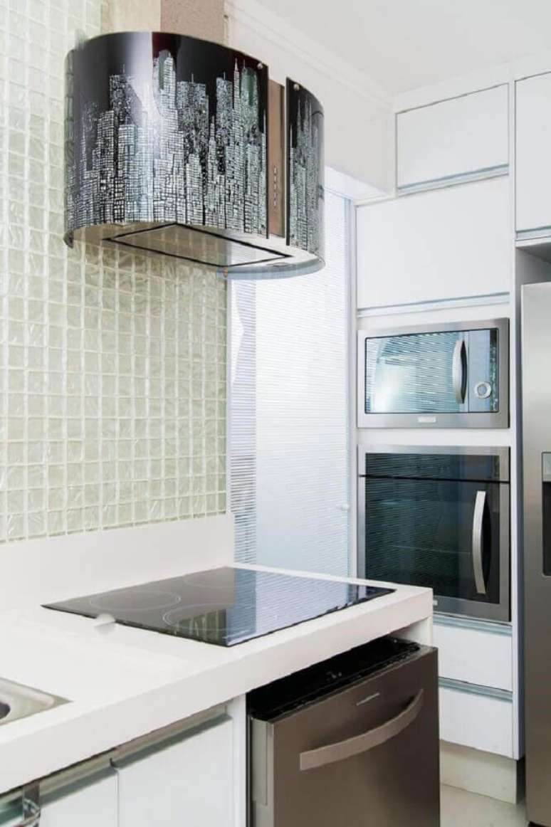 39.&nbsp;Muitas decora&ccedil;&otilde;es de cozinha com coifa&nbsp;possuem o item como principal elemento