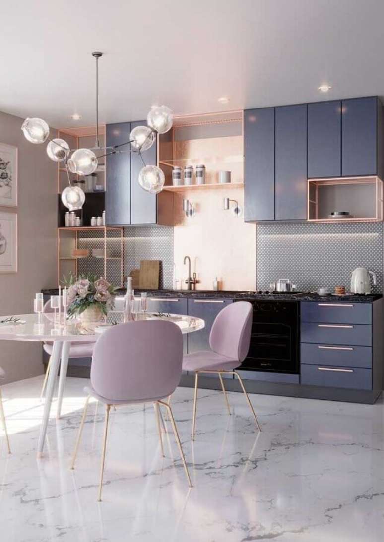 71. Tons pastéis podem deixar a decoração de cozinhas modernas bem mais interessantes e aconchegantes – Foto: Ideias Decor