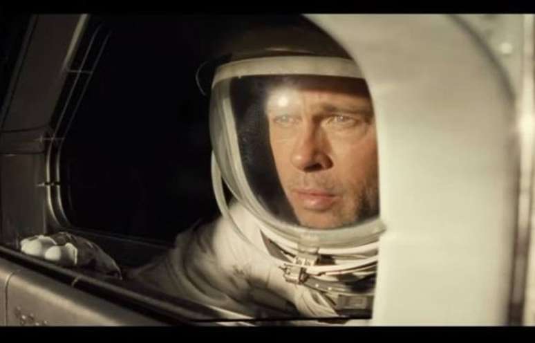 O ator Brad Pitt, em trecho do filme 'Ad Astra'.