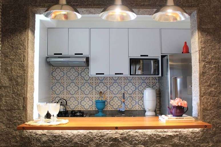 12. Os modelos de armário de cozinha de parede são utilizados em todos os tipos de cozinhas