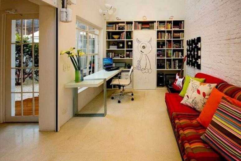 28. Como dissemos anteriormente, os modelos de sof&aacute; futon est&atilde;o em alta. Projeto de AMFB Arquitetura