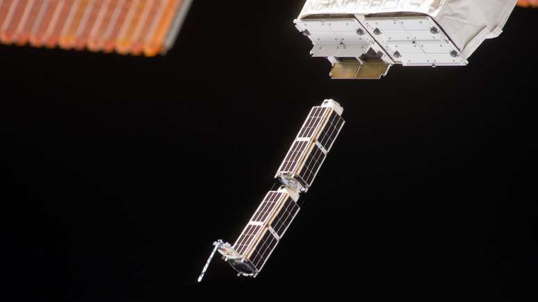 Uma série de CubeSats foi lançada ao espaço a partir da Estação Espacial Internacional.