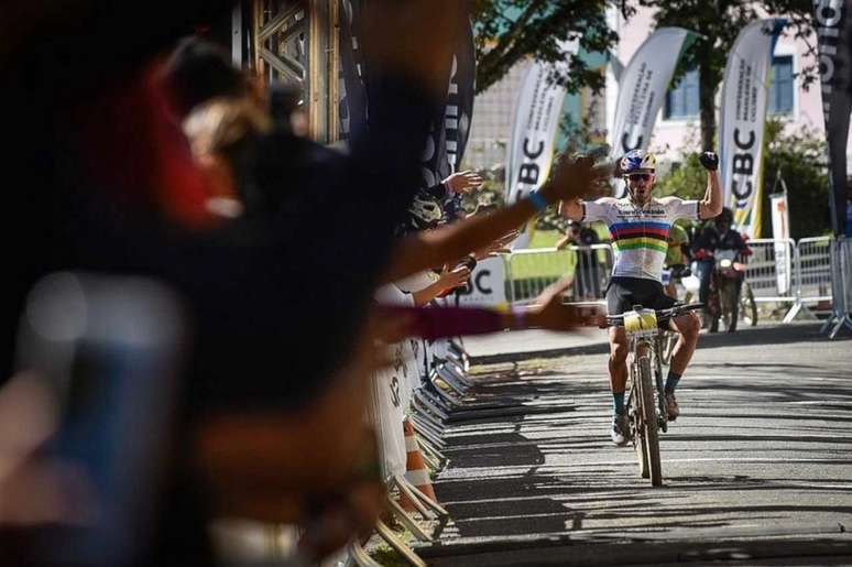 Gustavo Epifanio/Cannondale MTB Festival