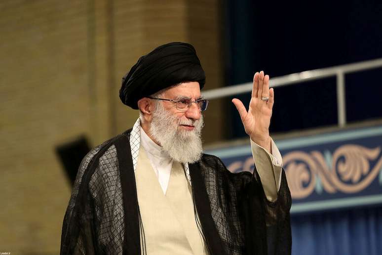 Líder supremo do Irã, Ali Khamenei, durante cerimônia em Teerã
16/07/2019 Site oficial de Khamenei/Divulgação via REUTERS