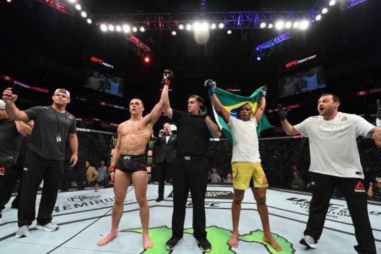 Massaranduba esperava sair vitorioso, mas acabou sendo derrotado por unanimidade (Foto: Getty Images/UFC)