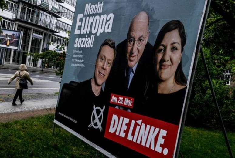 Cartaz de campanha do partido de extrema esquerda Die Linke