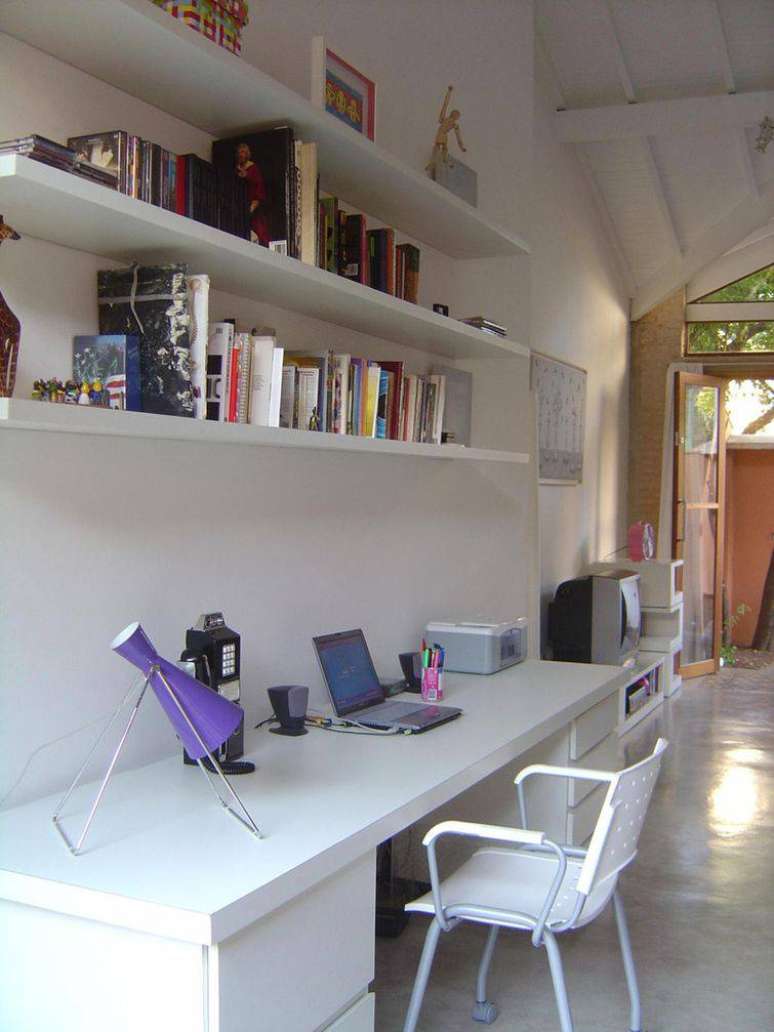 4. Lumin&aacute;ria de masa Bob, criada por Baba Vacaro, &eacute; um item de design que chama aten&ccedil;&atilde;o