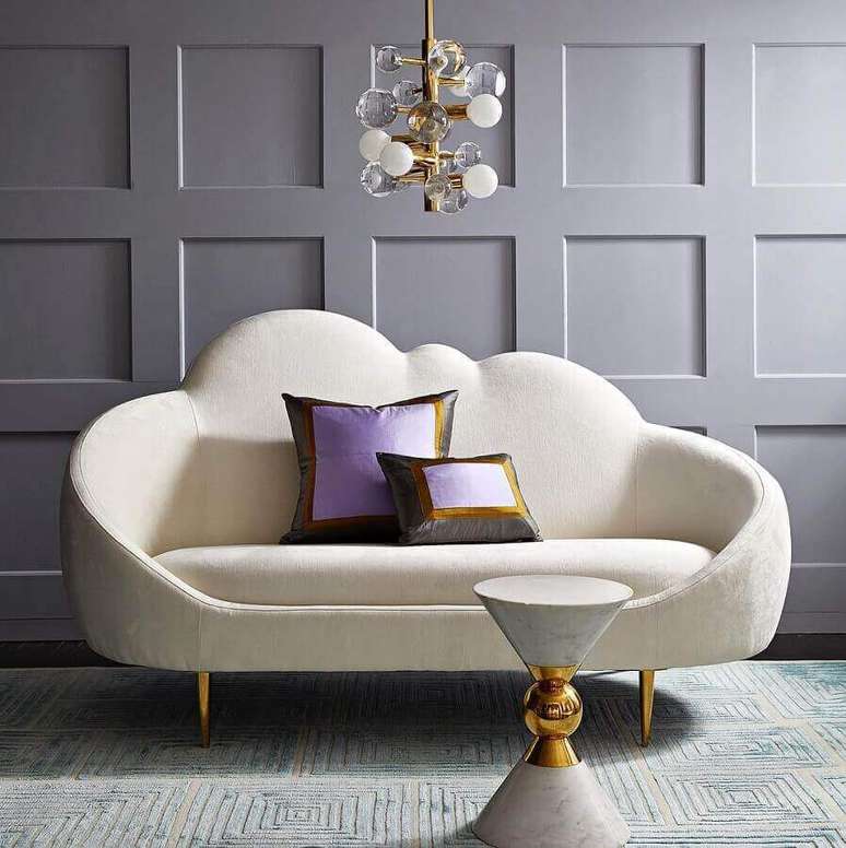 29. Modelo lindo e delicado de sofá moderno branco com encosto de nuvem – Foto: Pinterest