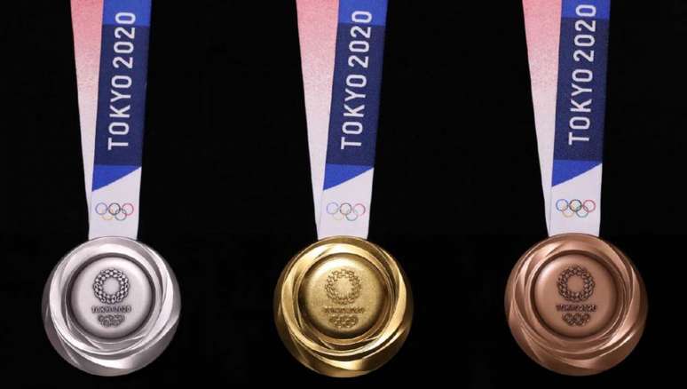 Medalhas de Tóquio 2020 foram apresentadas a exatamente um ano da abertura (Foto: Divulgação)