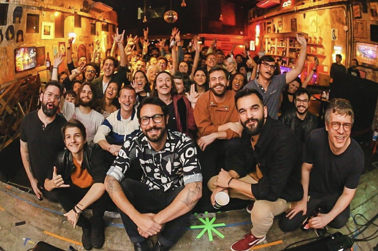 Banda Scalene lança o seu novo álbum Respiro, em São Paulo