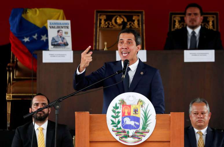 Juan Guaidó discursa durante sessão da Assembleia Nacional da Venezuela, em Caracas
23/07/2019 REUTERS/Carlos Garcia Rawlins