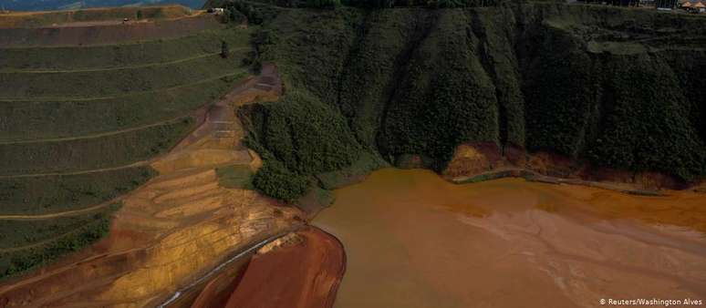A barragem de resíduos da Vale em Brumadinho antes do rompimento. Tragédia provocou 270 mortes  