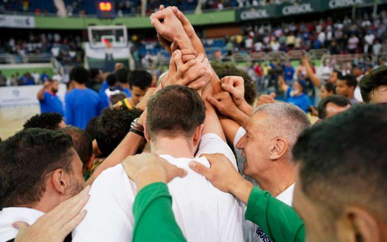 Brasil terá pela frente a Grécia de Giannis Antetokounmpo (Foto: Divulgação/FIBA)