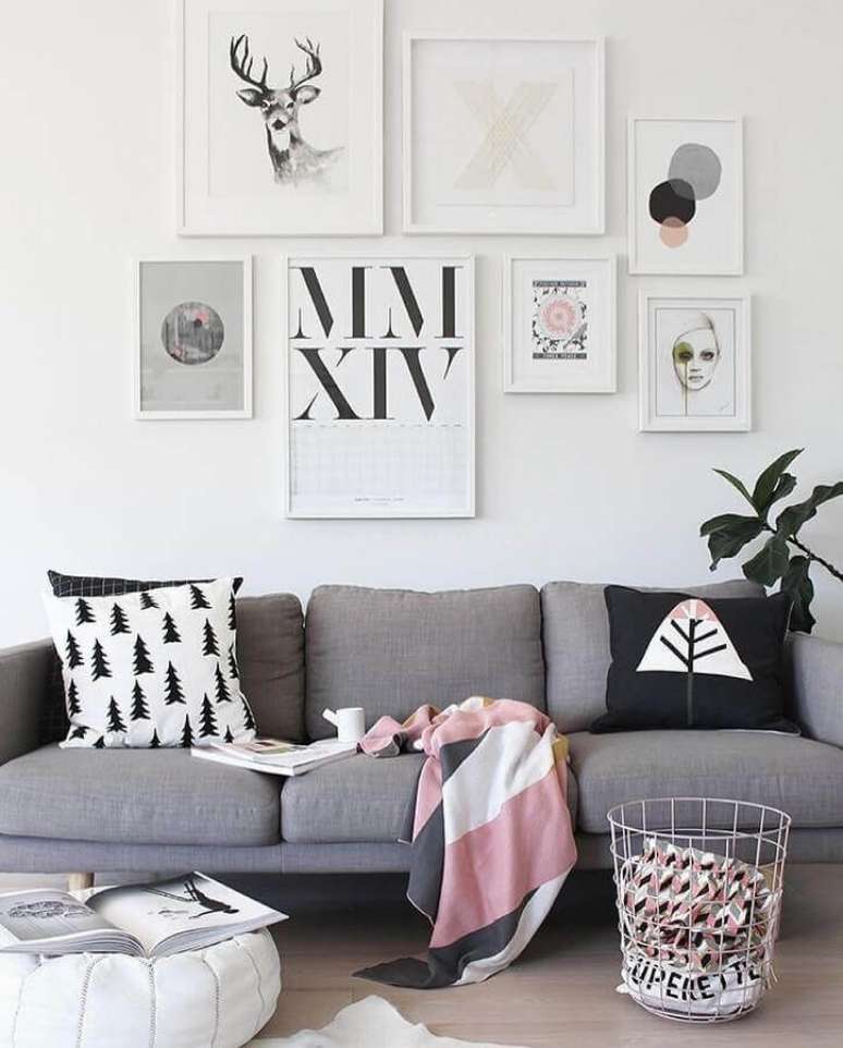 44. Quadros tumblr para decoração de sala de estar com estilo escandinavo – Foto: Pinterest