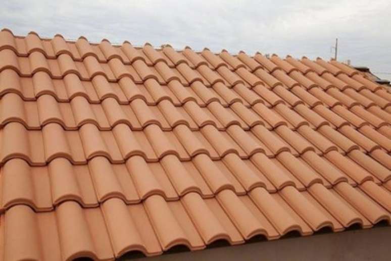 21. A telha portuguesa &eacute; o que h&aacute; de melhor para acabamentos. Foto: Madeireira Gon&ccedil;alvez