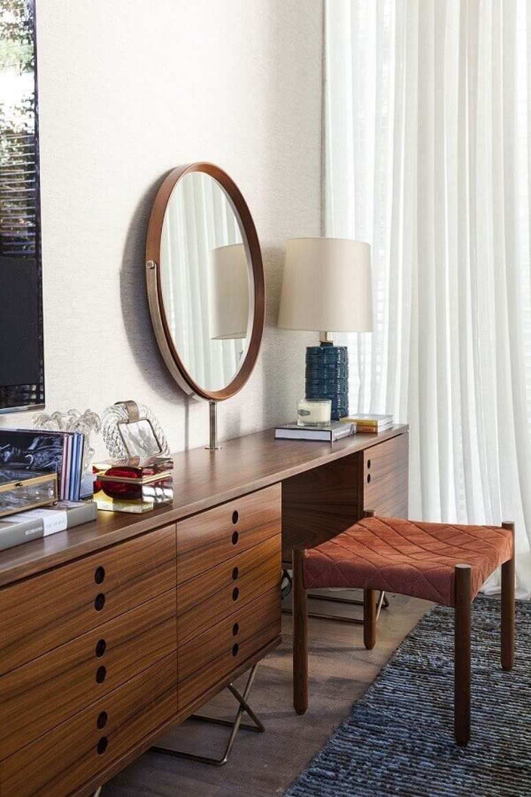 40. Antes de escolher a c&ocirc;moda para quarto &eacute; importante analisar o tamanho do espa&ccedil;o &ndash; Foto: Dado Castello