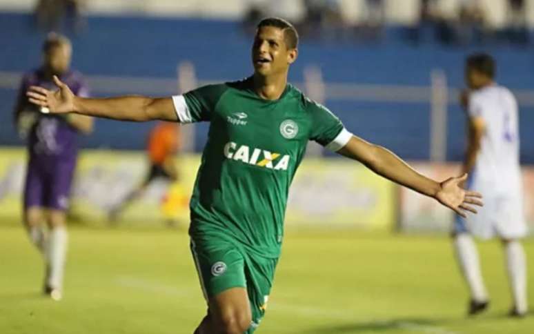 Lucão atuou pelo Goiás no ano passado (Foto: Divulgação)