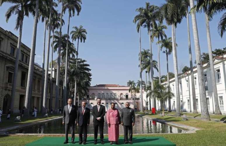 Brasil e Rússia discordam sobre Venezuela em reunião dos Brics