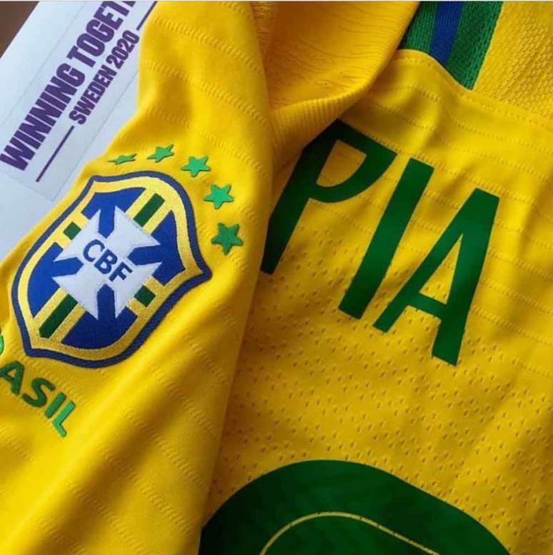 Pia Sundhage: Sotaque sueco a caminho da Seleção Brasileira (Foto: Reprodução/Instagram)