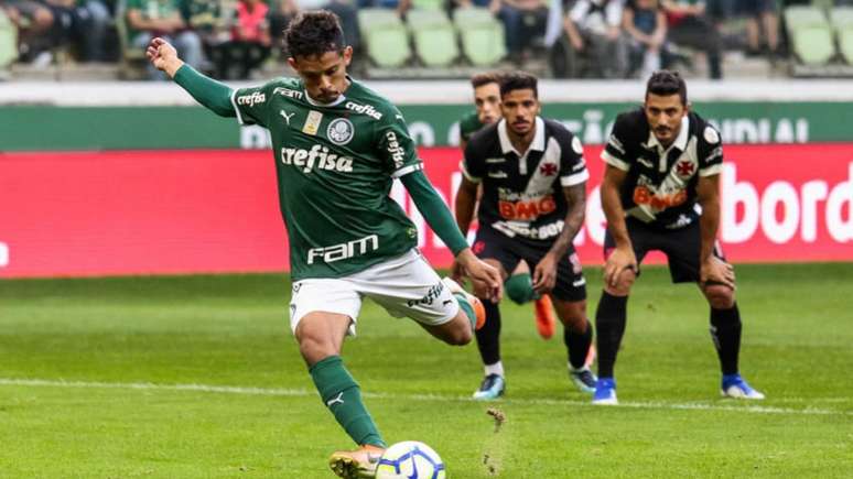 Scarpa marcou o gol do Palmeiras neste sábado (VILMAR BANNACH/PHOTOPRESS)