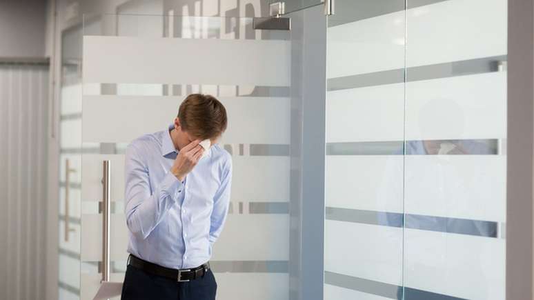 Na era da extrovers&atilde;o, jovens t&iacute;midos t&ecirc;m dificuldade em se dar bem no trabalho