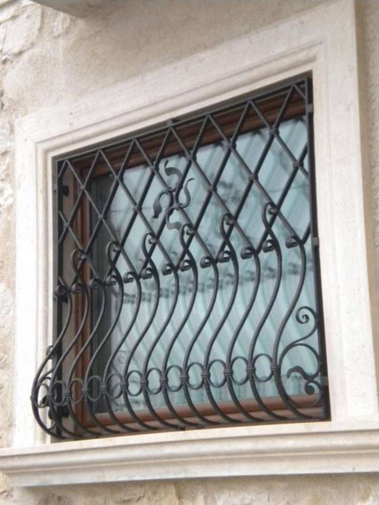 27. A presen&ccedil;a de detalhes &eacute; muito importante para muitos modelos de grades. Foto: Diprinzio