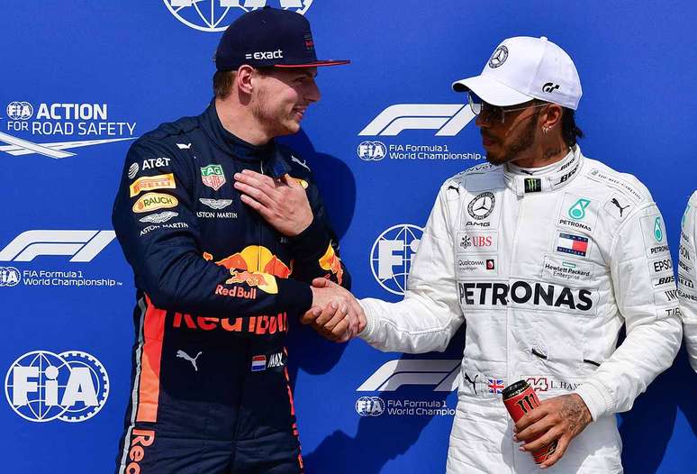 “Se pilotassem o mesmo carro, Verstappen estaria à frente de Hamilton”, diz Rosberg
