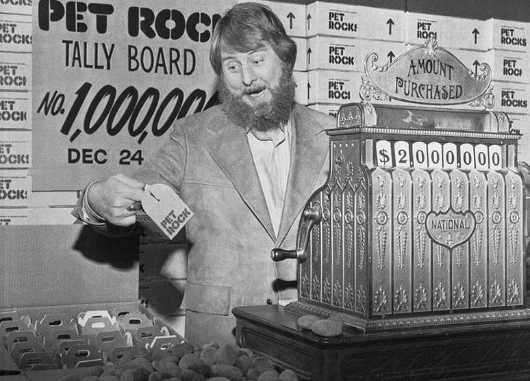 Gary Dahl vendeu 5 milhões de pedras de estimação em 1975 - até que a moda passar após o Natal