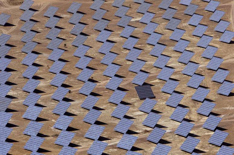 Paineis de energia solar em Amareleja, Portugal 
01/05/2008
REUTERS/Jos&eacute; Manuel Ribeiro