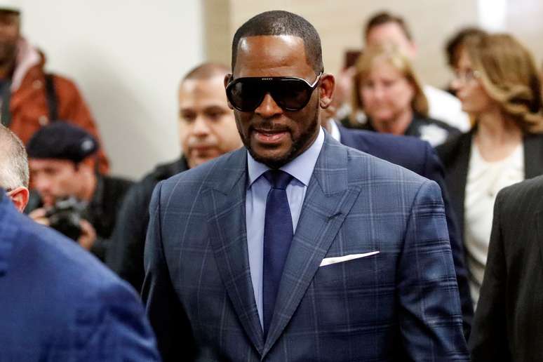 Cantor R. Kelly chega a tribunal em Chicago
06/03/2019 REUTERS/Kamil Krzaczynski