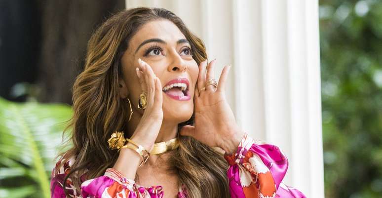 A brega e exageradamente tonta Maria da Paz (Juliana Paes) está em lua de mel com público