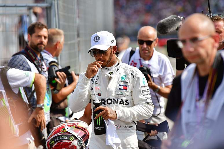 Lewis Hamilton “pronto para lutar” com Max Verstappen pelo campeonato