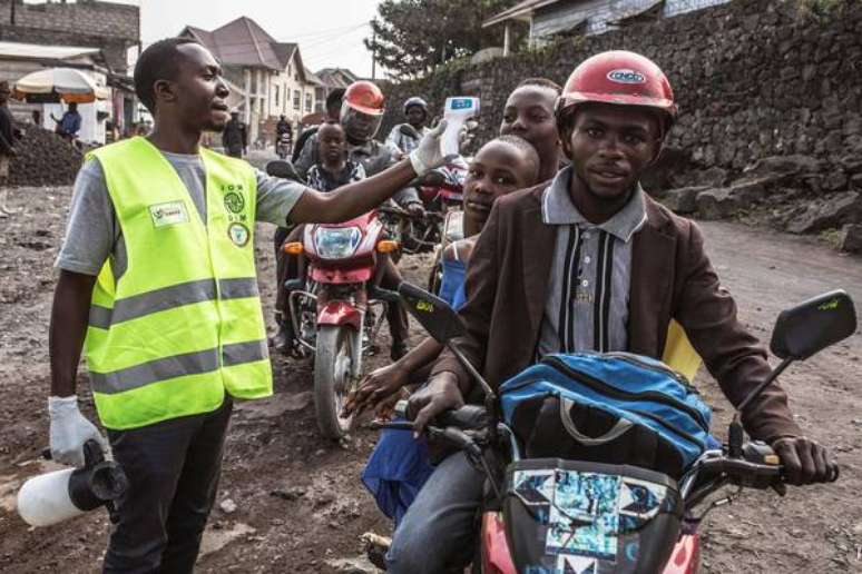 Ruanda fecha fronteira com RDC por epidemia de ebola