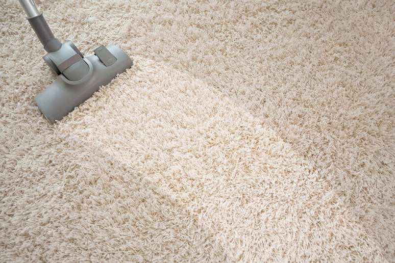 2. Limpeza de tapete e carpetes a seco – Foto: Wap