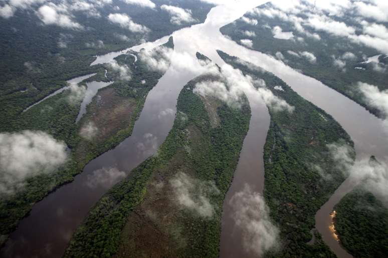 O Território Indígena do Xingu abriga algumas das áreas mais preservadas da bacia