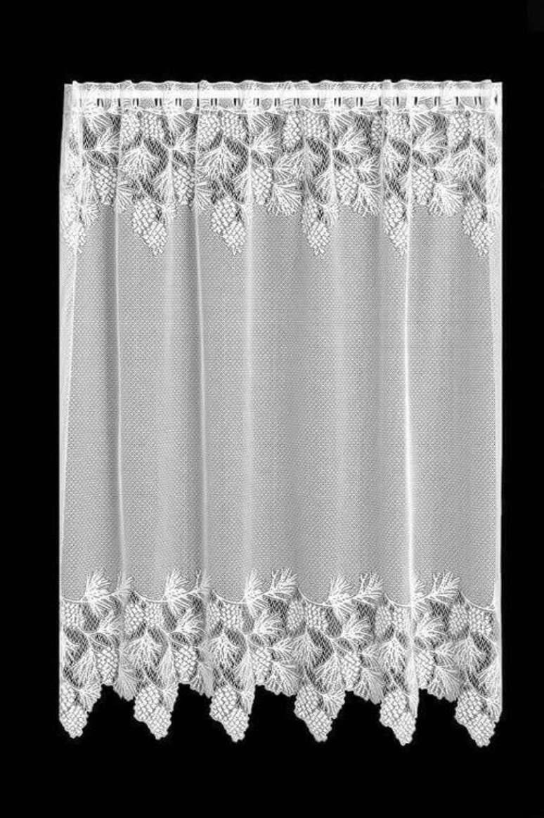 19. A cortina de renda possui uma beleza delicada. Foto: Queen Anne