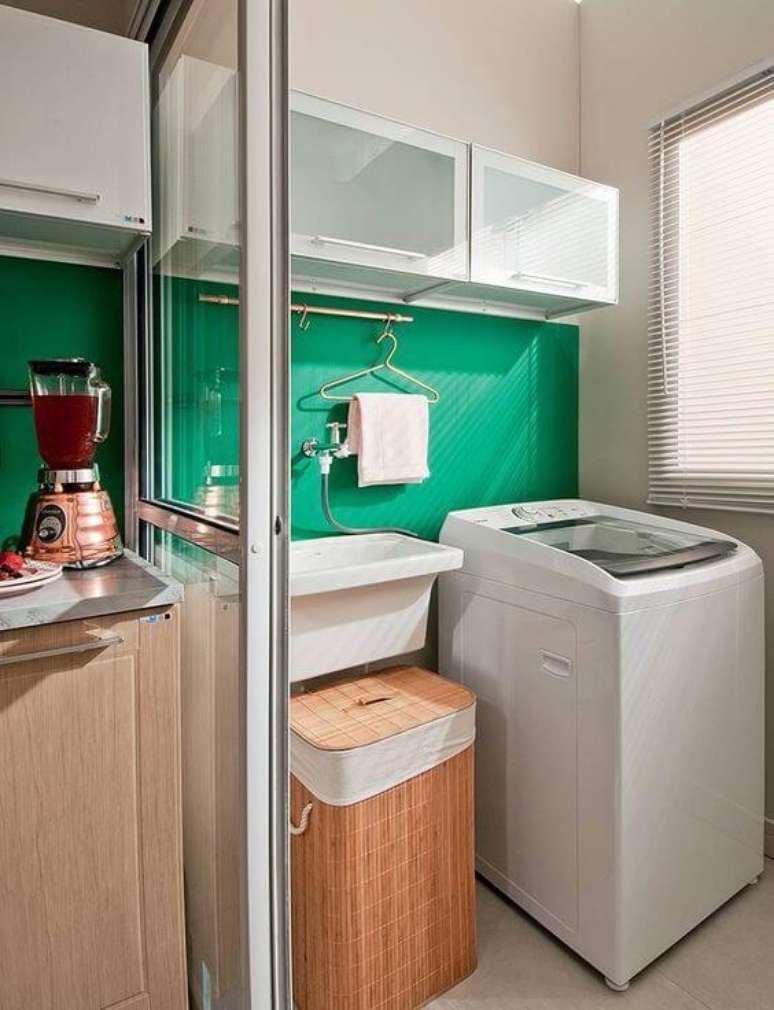 8. Lavadora de roupas automática branca para lavandaria
