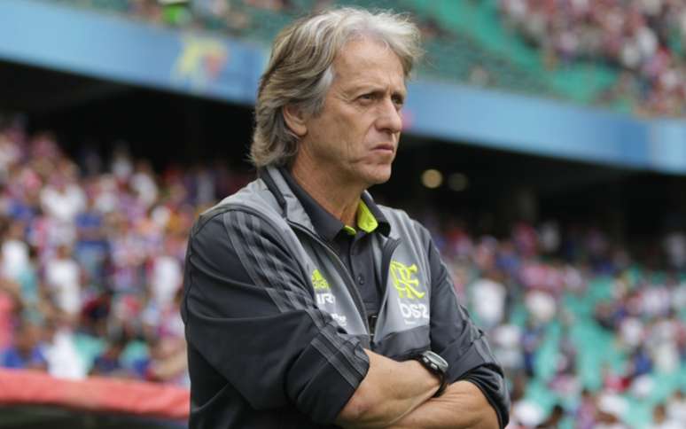 Para esquecer! Jorge Jesus não curtiu a atuação do Flamengo diante do Bahia (Foto: Tiago Caldas/ Fotoarena )