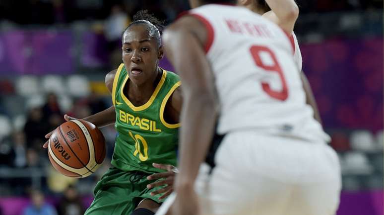 Brasil passa sufoco no final, mas vence o Canadá. (Alexandre Loureiro/COB)