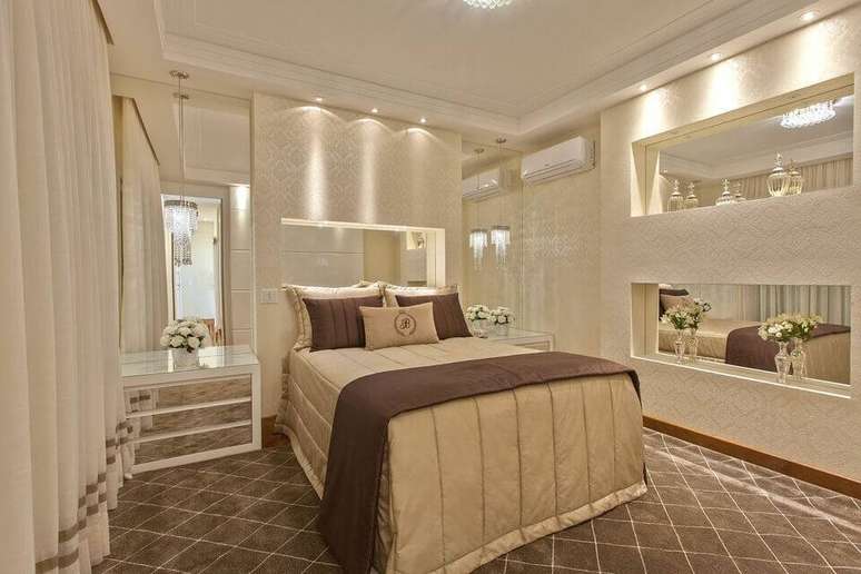 31. O ar condicionado split evita a entrada de insetos e poeira. Projeto de Iara Kilaris