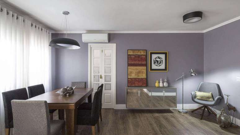 29. O ar condicionado split tamb&eacute;m evita a desidrata&ccedil;&atilde;o dos moradores. Projeto de MODI Arquitetura e Interiores