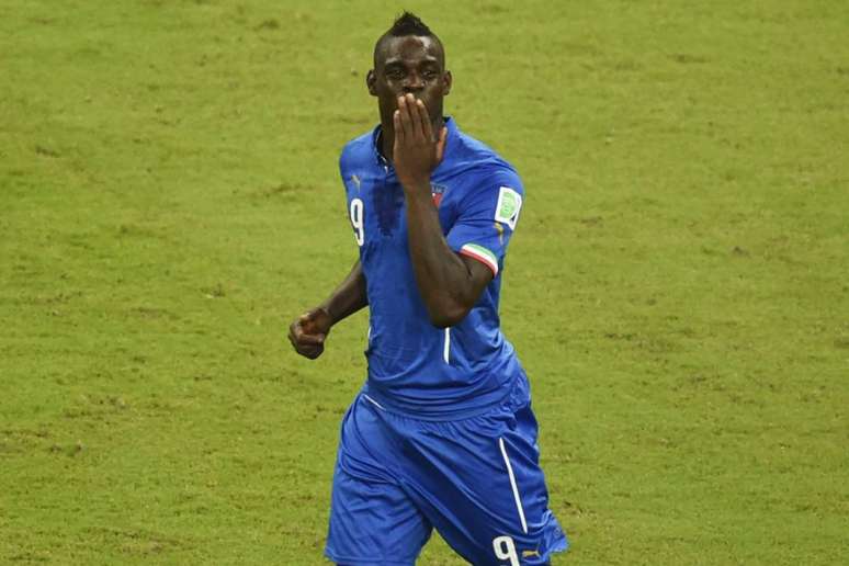 Na Copa do Mundo de 2014, no Brasil, Balotelli marcou pela Itália (Foto: Odd Andersen/AFP)