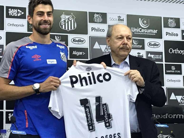 Luan Peres falou sobre a concorrência com outros zagueiros no Santos (Arthur Faria)