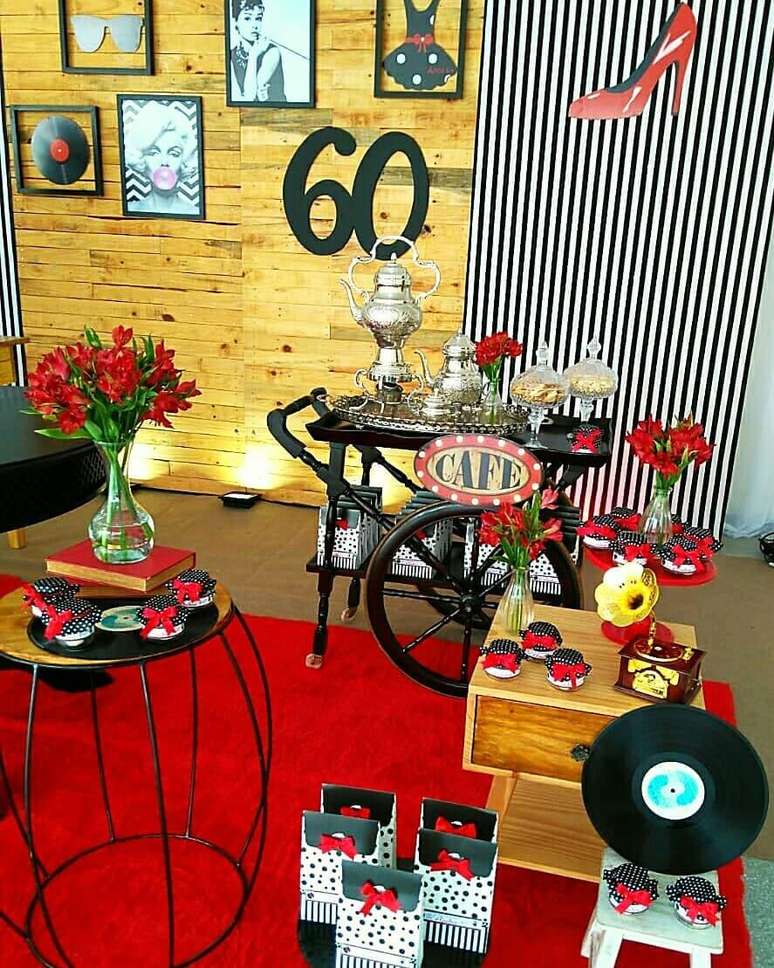 23. Cantinho do caf&eacute; para decora&ccedil;&atilde;o anos 60 &ndash; Por: Pinterest