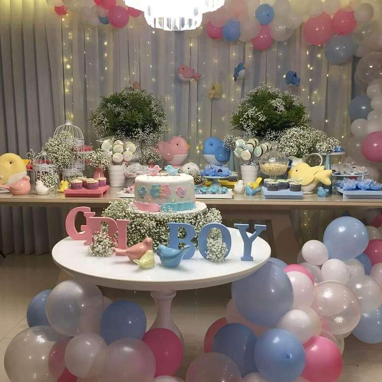 30. Decora&ccedil;&atilde;o de ch&aacute; de fralda junto com revela&ccedil;&atilde;o &ndash; Foto: Maria Gigi