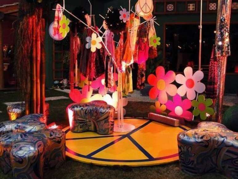 9. Decora&ccedil;&atilde;o anos 60 estilo hippie &ndash; Por: Pinterest