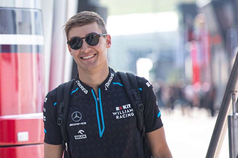 Wolff não gostaria de ‘queimar’ Russell com vaga na Mercedes