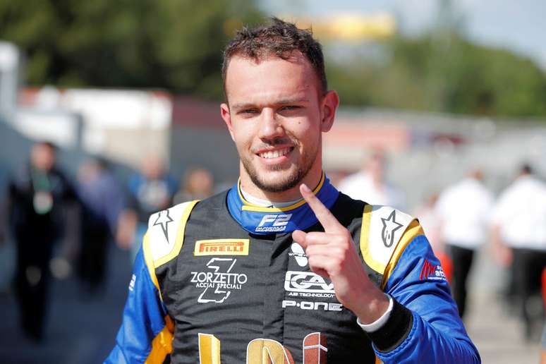 Ghiotto afirma que n&atilde;o teve contato com a Toro Rosso